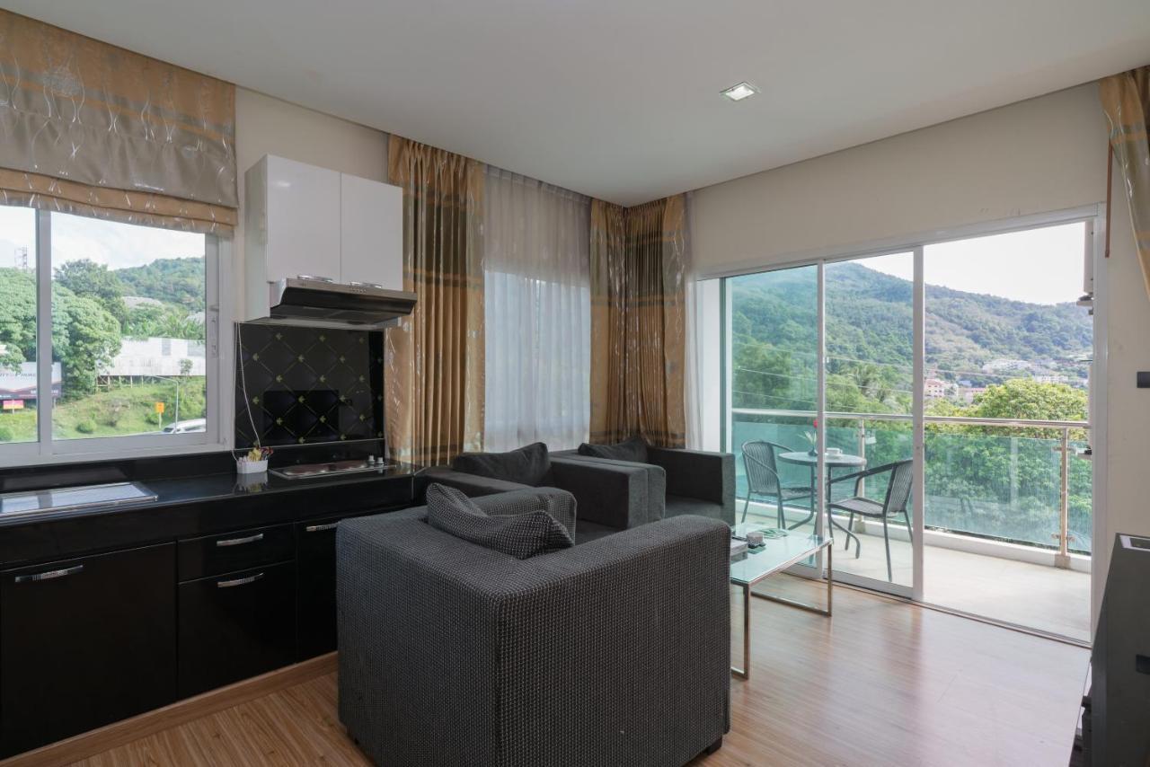 Goldstone Residency Patong , Phuket Apartment Bagian luar foto