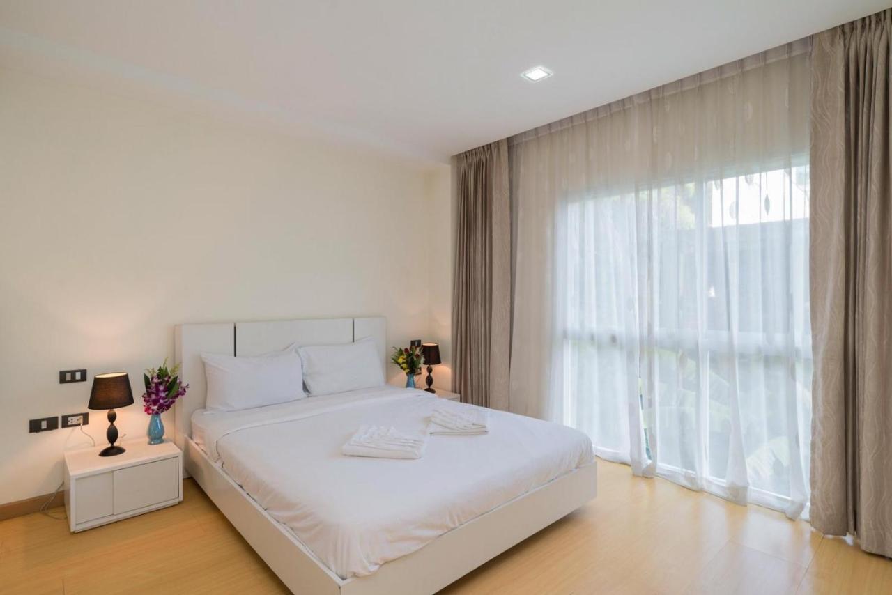 Goldstone Residency Patong , Phuket Apartment Bagian luar foto