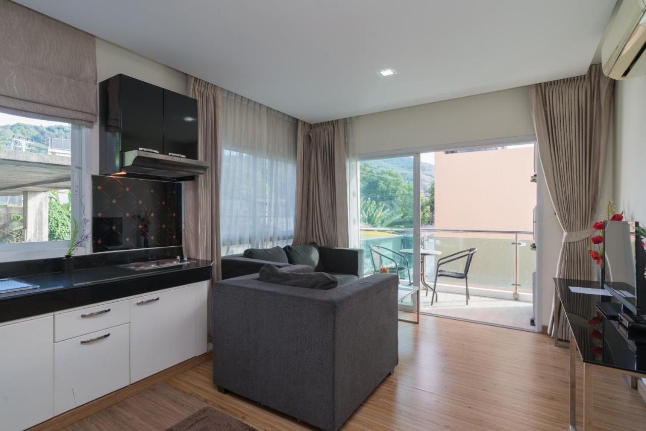 Goldstone Residency Patong , Phuket Apartment Bagian luar foto