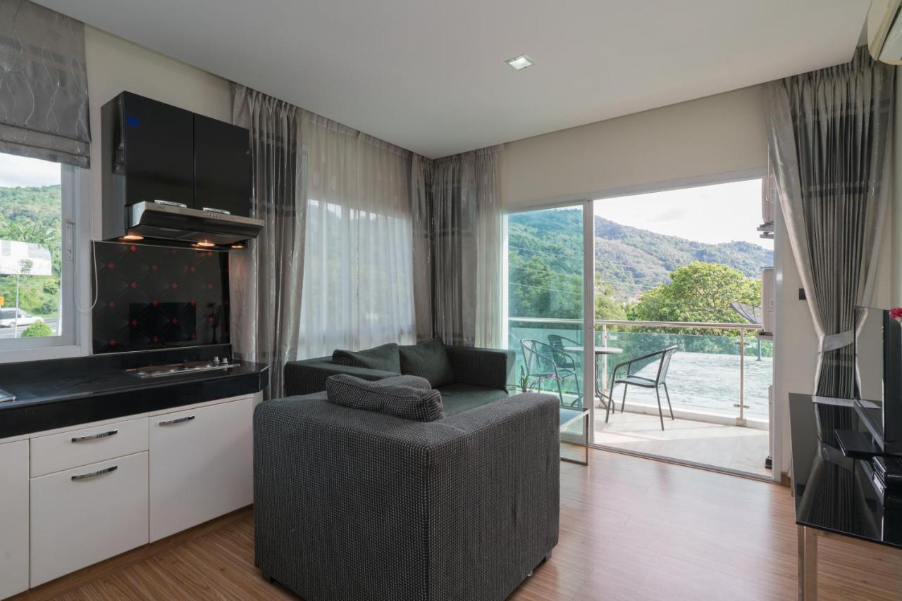 Goldstone Residency Patong , Phuket Apartment Bagian luar foto