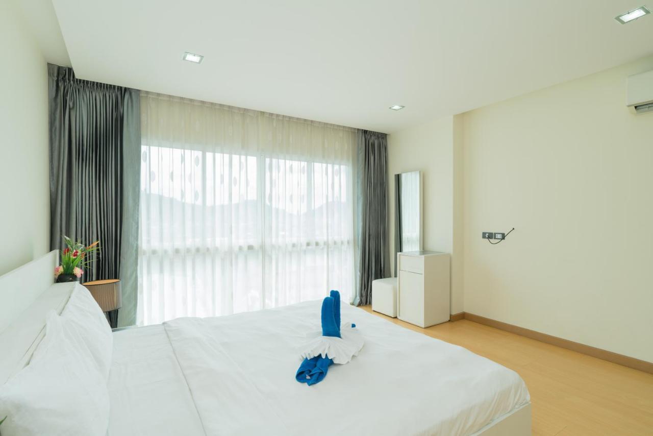 Goldstone Residency Patong , Phuket Apartment Bagian luar foto